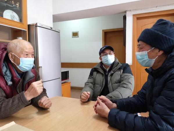 图22、看望陈海明老师 图22、看望陈海明老师